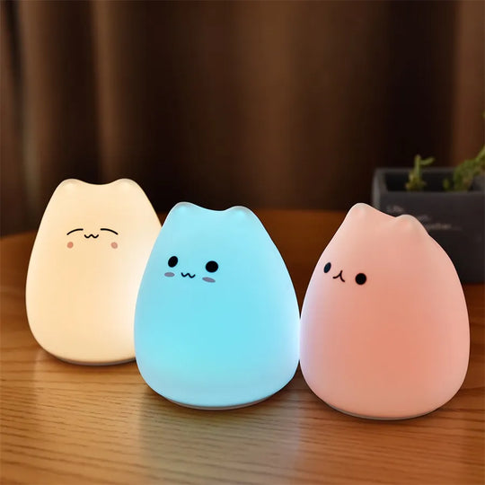 LED Silicone Kitten Night Light - GPeak
LED silicone kitten night light for kids
Cute cat-themed night lamp with soft glow
Animal-shaped bedside light for nurseries and bedrooms